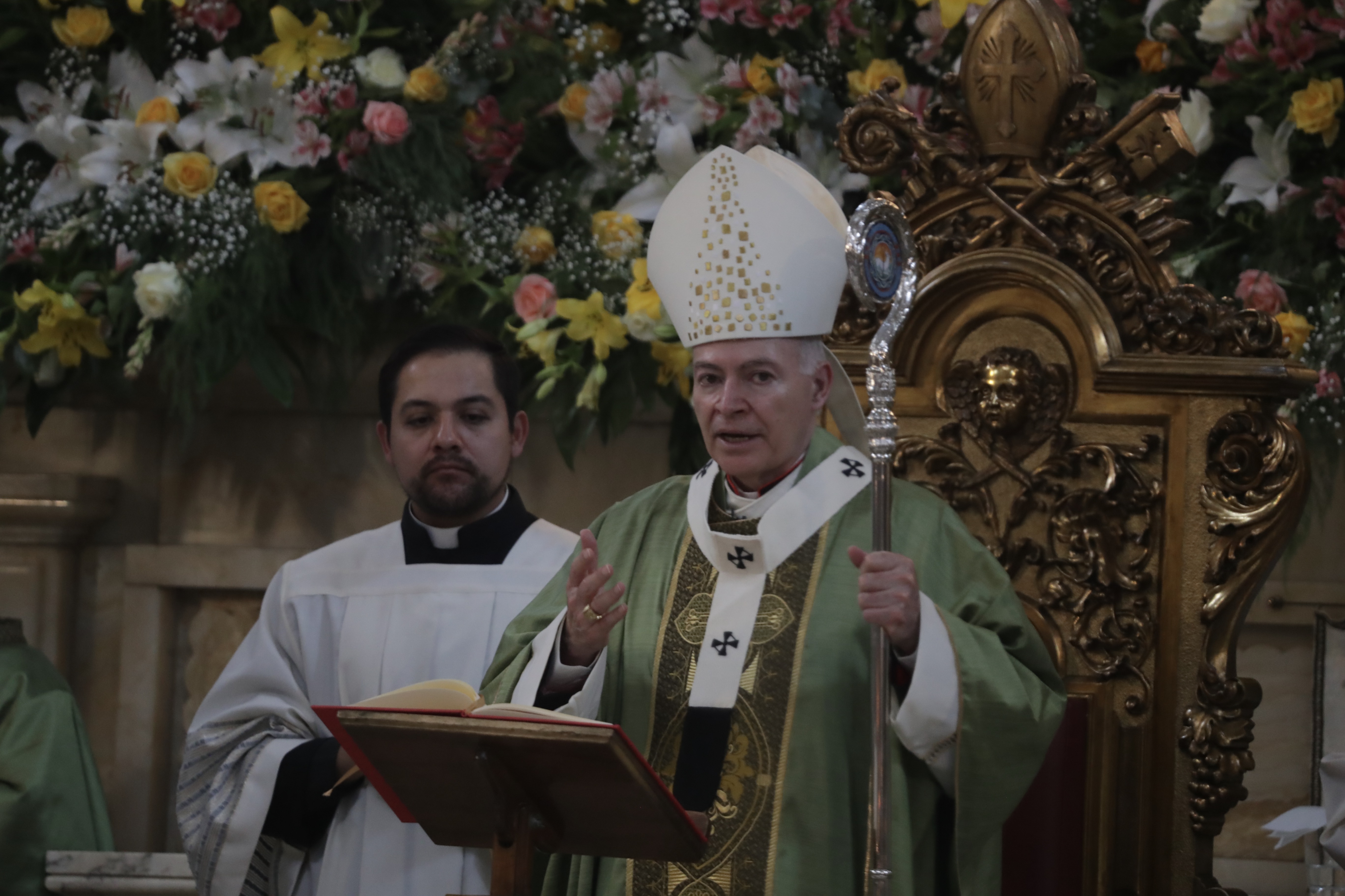 Aguiar Retes apoya al Papa Francisco tras acusaciones de encubrimiento de sacerdotes