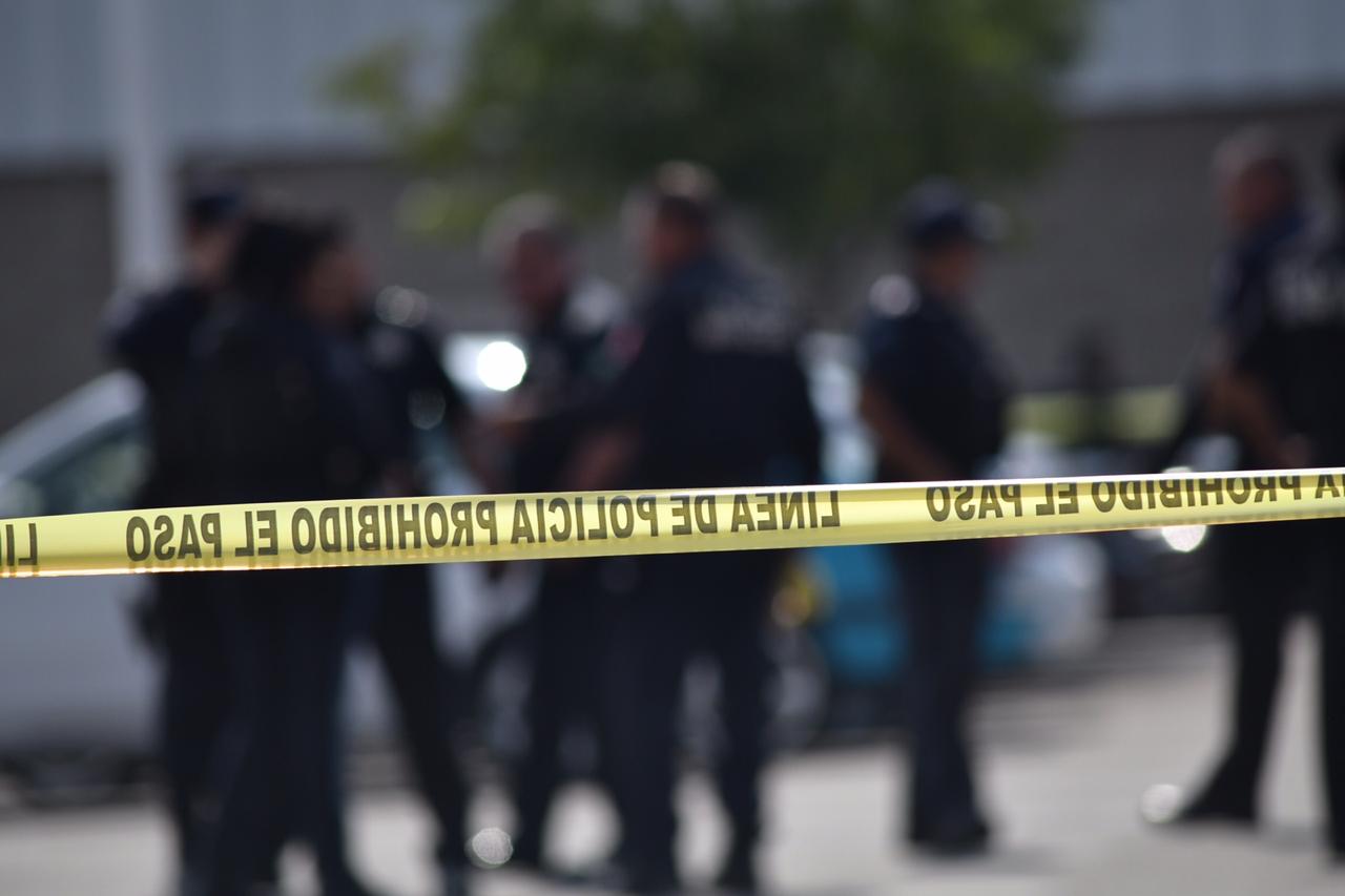 Sujetos armados atacan gasolineras, roban unidades de transporte y matan a un hombre en Sonora