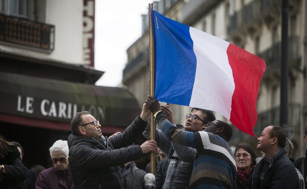 París: alistan reapertura de bares atacados por el EI