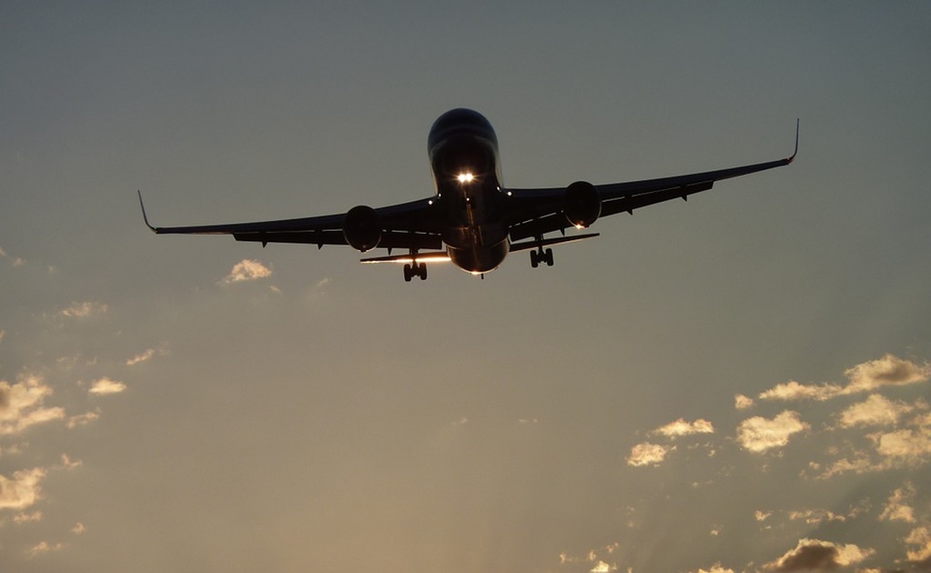 Detienen a polizón en vuelo de Guatemala a Miami