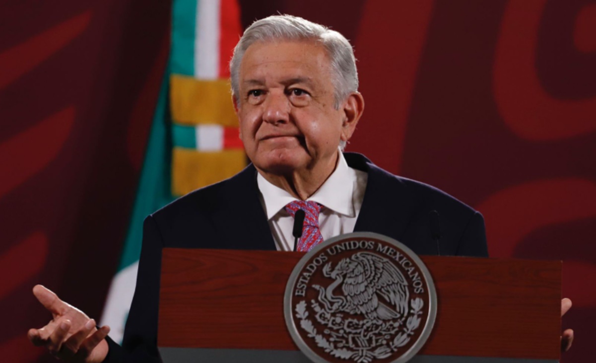 Llama AMLO a empresas de autoabasto eléctrico a dialogar para evitar conflictos legales