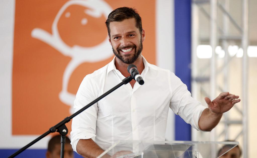 Ricky Martin bromea sobre su soltería y el matrimonio