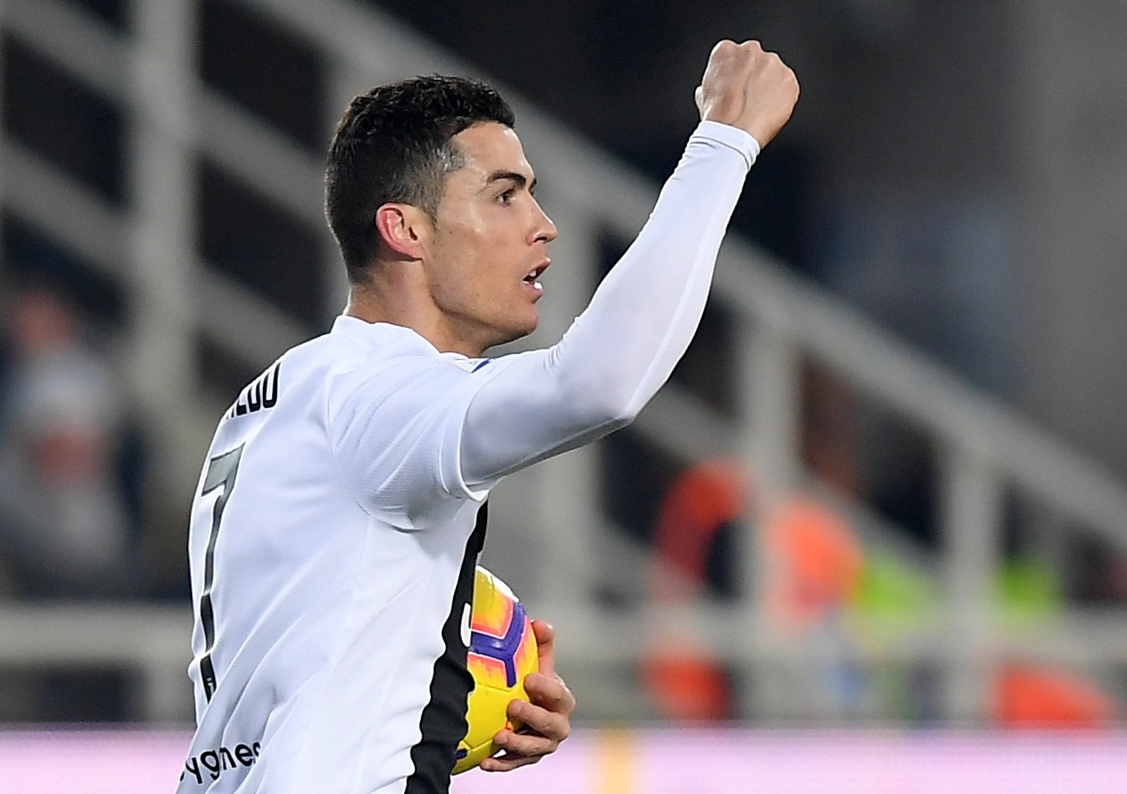 Cristiano Ronaldo salva el invicto de la Juventus
