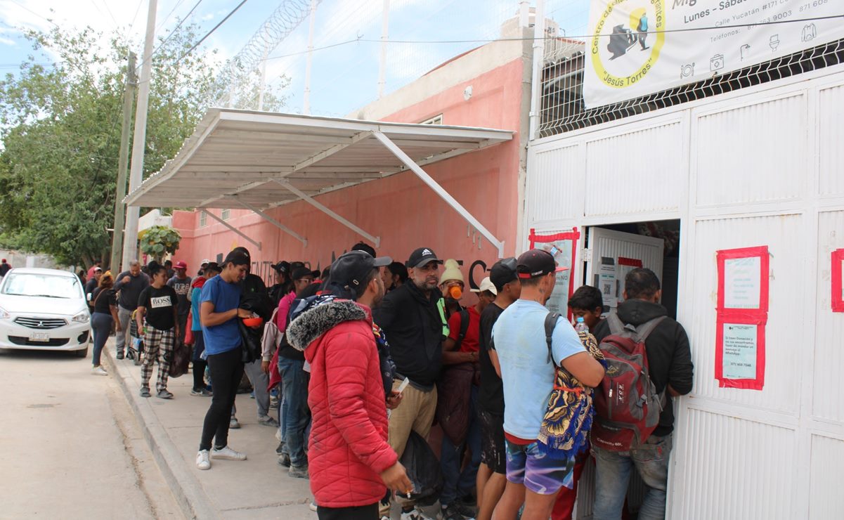 Deshidratados y desesperados, migrantes que estuvieron varados en Zacatecas llegan a Torreón