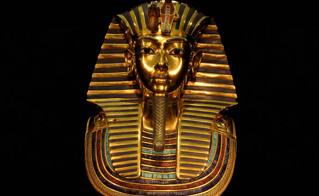 Máscara de Tutankamón vuelve a exhibirse