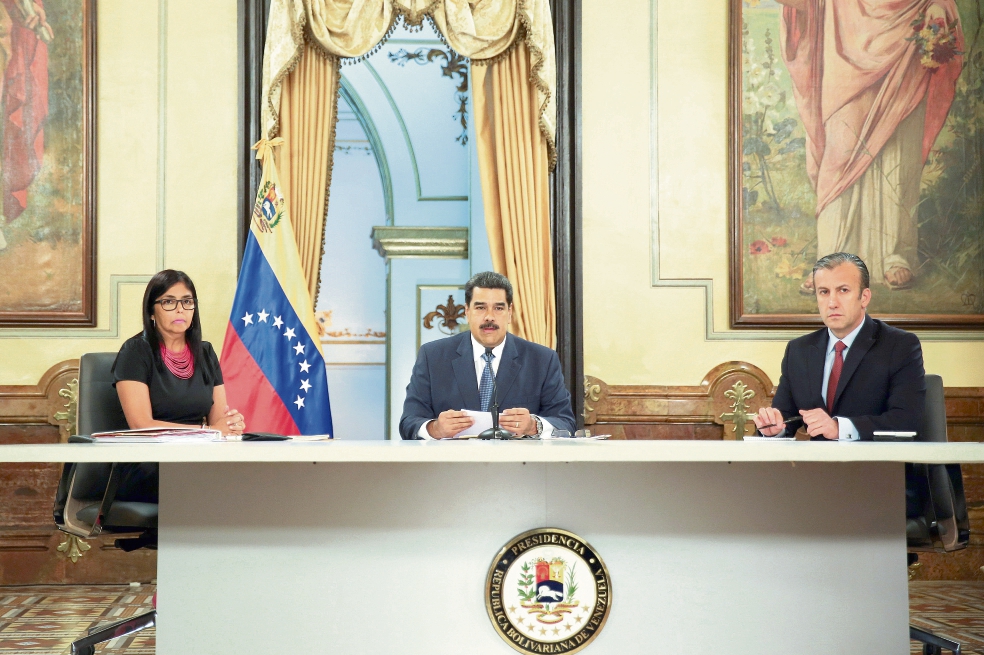 Maduro eleva 150% el salario mínimo venezolano
