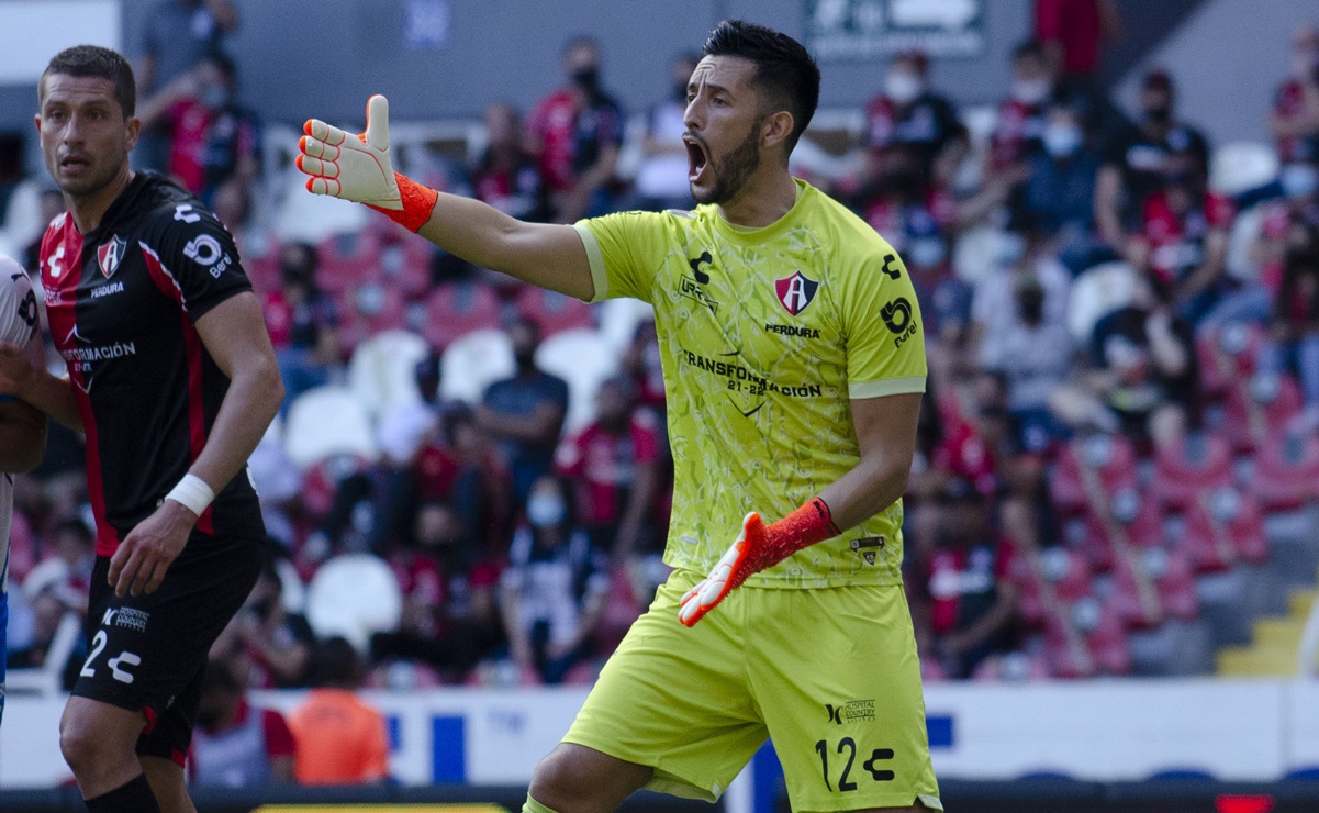 Camilo Vargas vive el mejor momento de su carrera en el Atlas