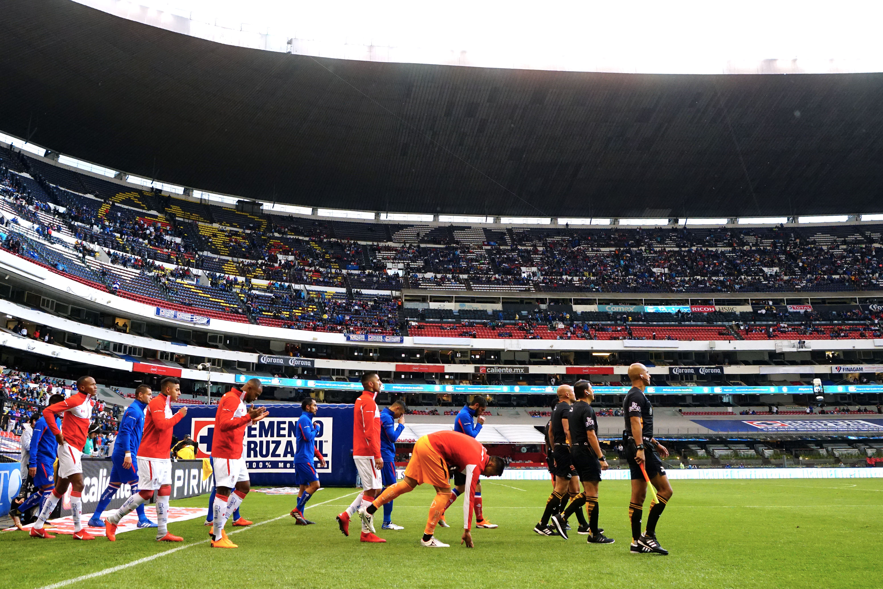 ¿Qué dijo Alfredo Talavera sobre el césped del Estadio Azteca?
