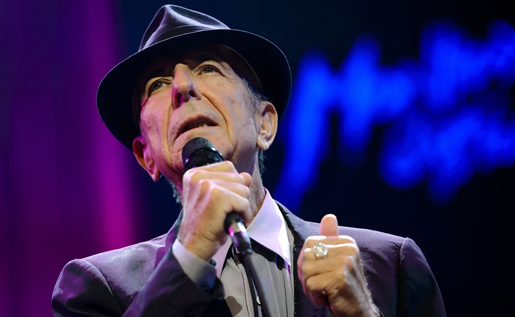 Miles asisten a concierto homenaje a Leonard Cohen