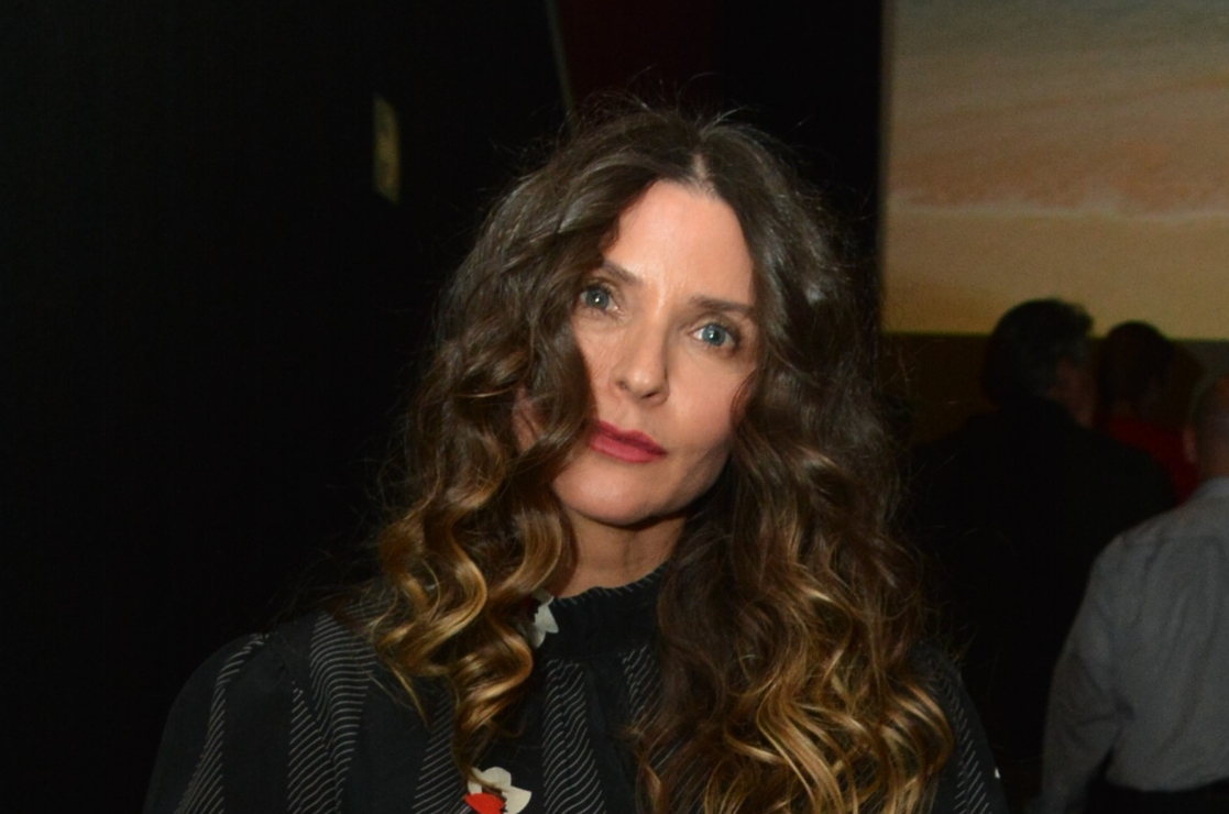 "La ausencia de mi padre es un hueco muy grande, a veces me hace falta pero seguimos sanando", Issabela Camil