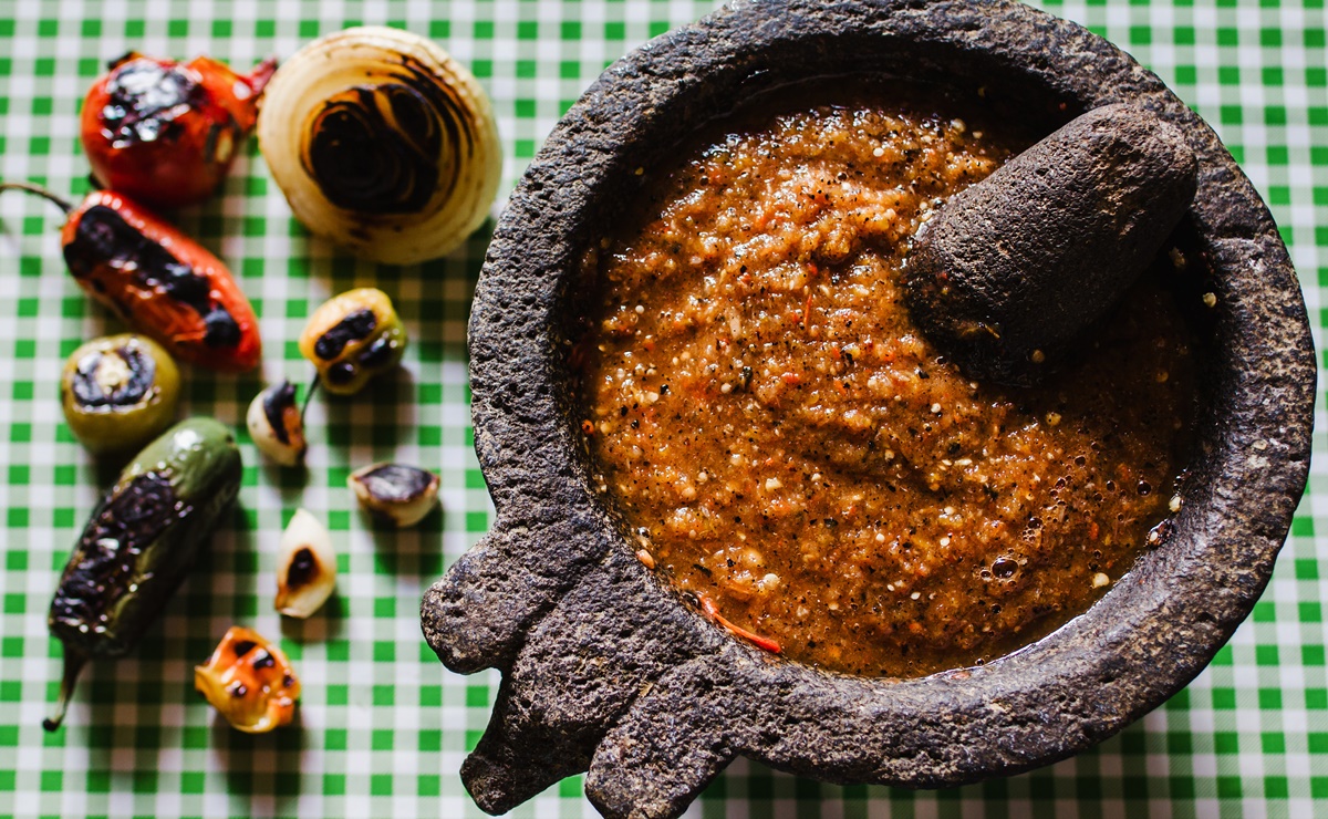 ¡Prepara salsa martajada! Ideal para una carnita asada
