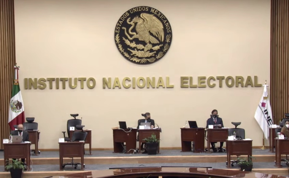 PRD apoya propuesta de Lorenzo Córdova para posponer revocación de mandato
