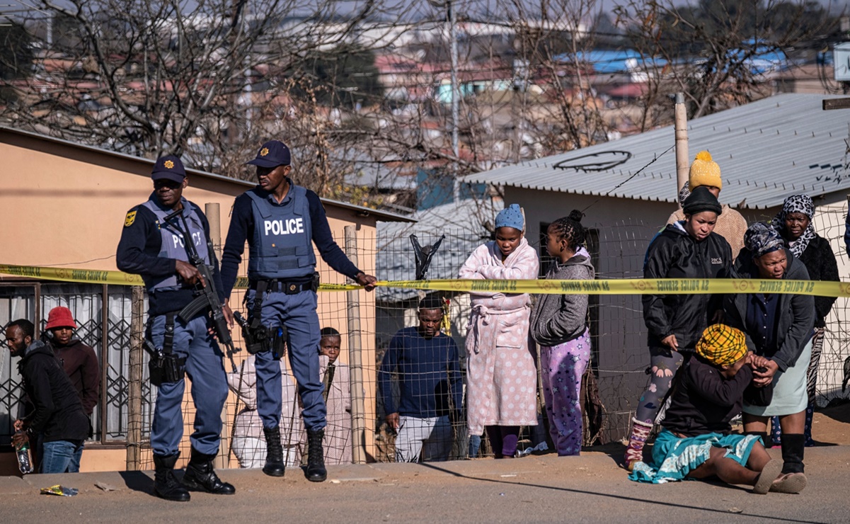 Al menos 15 muertos tras tiroteo en bar de Sudáfrica