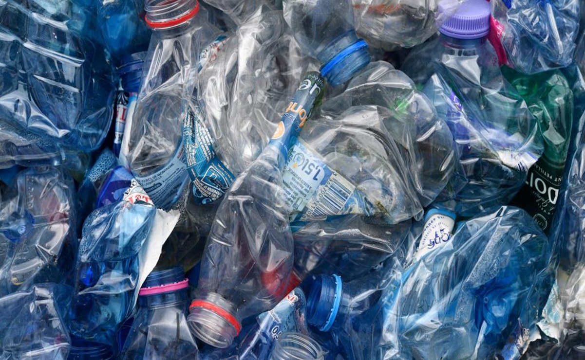 NY quiere prohibir plásticos de un solo uso y envases de poliestireno