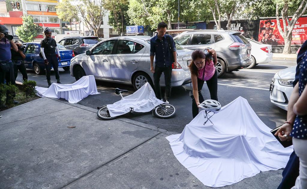 Reclaman ciclistas a Sheinbaum por fotocívicas