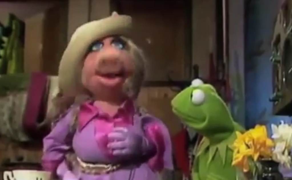 Miss Piggy le hace la competencia a Rihanna