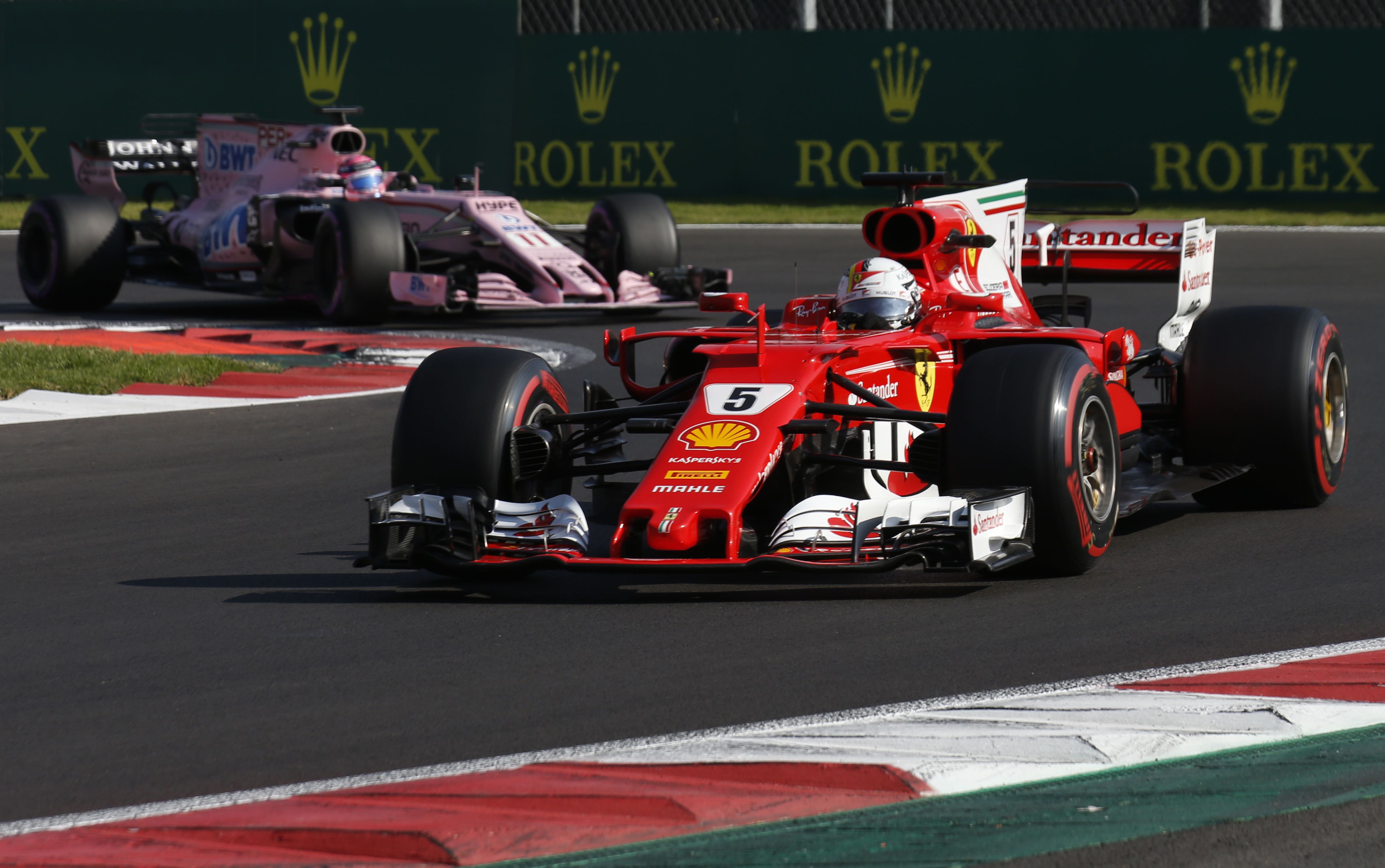 Sebastian Vettel se lleva la pole en el GP  de México 