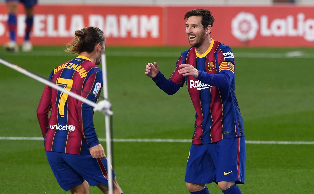 Messi entra de cambió y rescata al Barcelona frente al Betis