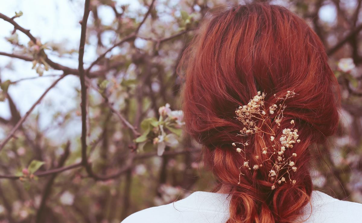 Los mejores consejos para cuidar el cabello teñido de rojo