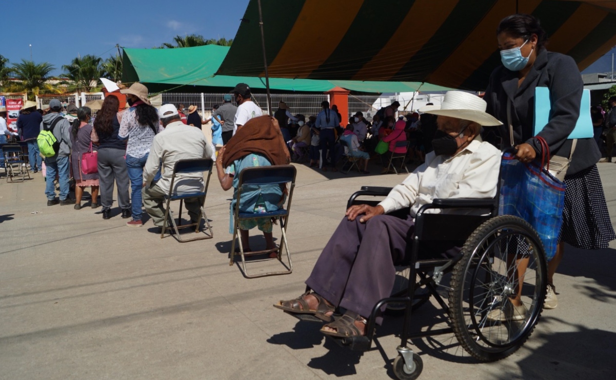 Denuncian que la 4T alista jornada de vacunación Covid en Oaxaca sin coordinarse con gobierno estatal