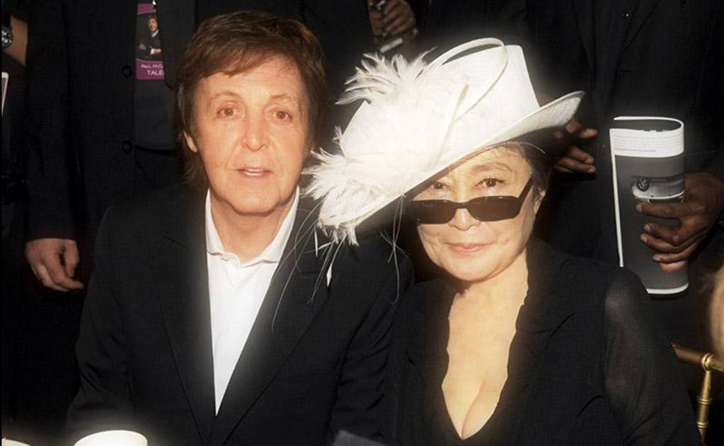 Yoko Ono le envía mensaje a Paul McCartney