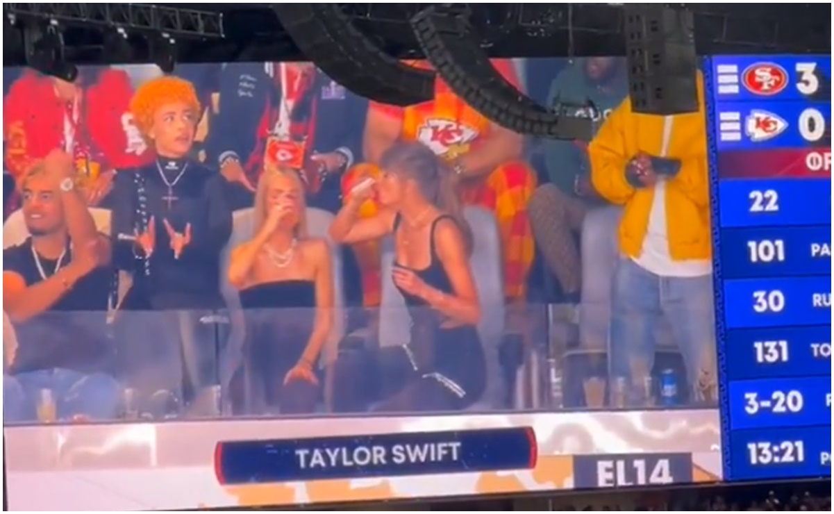 Super Bowl: Taylor Swift sacó su lado 'chelero' y ganó concurso de fondo a vaso de cerveza