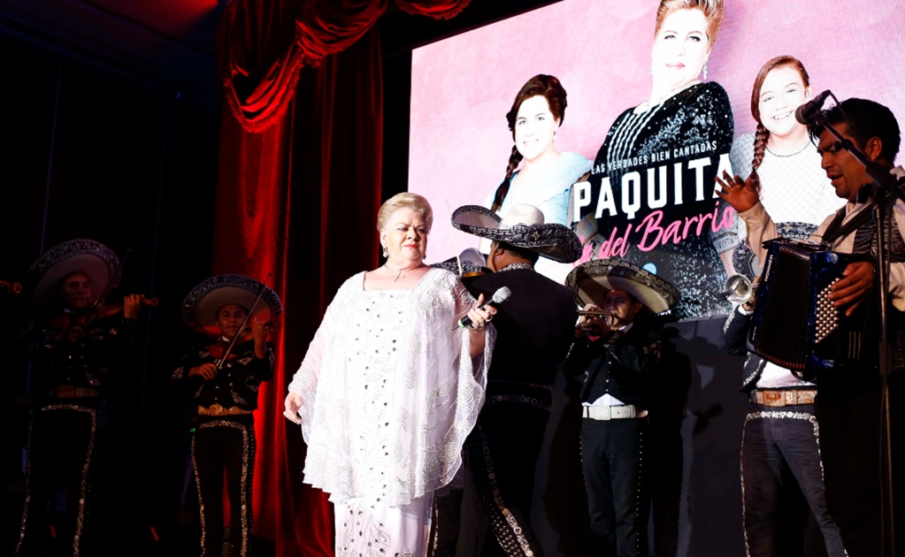 Paquita la del Barrio acude a presentación de su serie