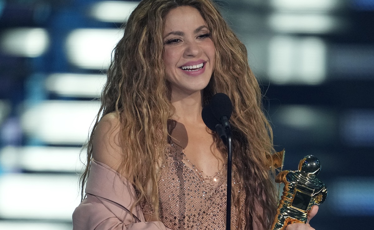 ¿Hizo Playback?, Shakira divide opiniones en redes sociales tras su actuación en los VMA