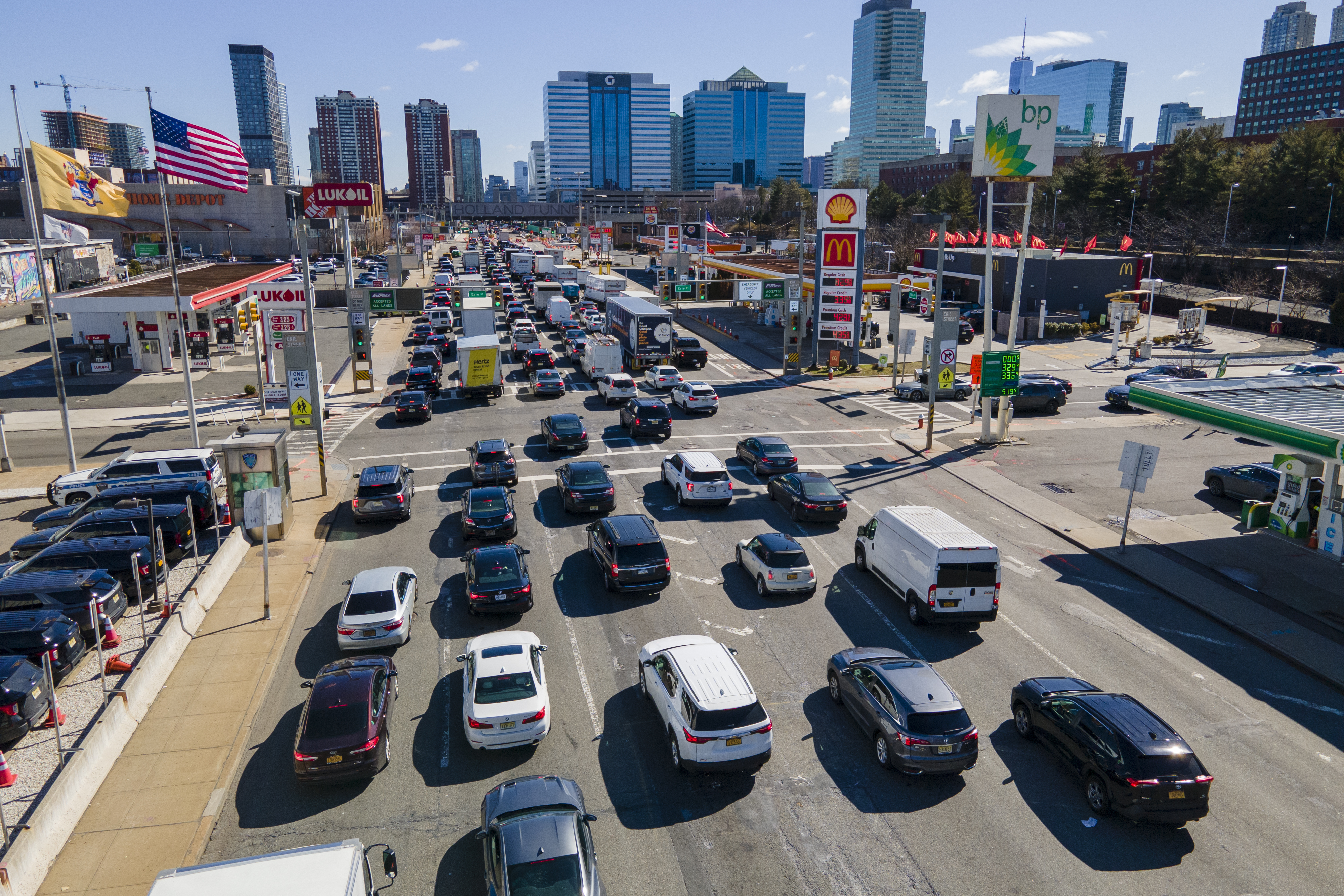 Nueva York aprueba peaje contra la congestión en la Gran Manzana; esto pagarán los autos, taxis, Uber y Lyft en hora pico