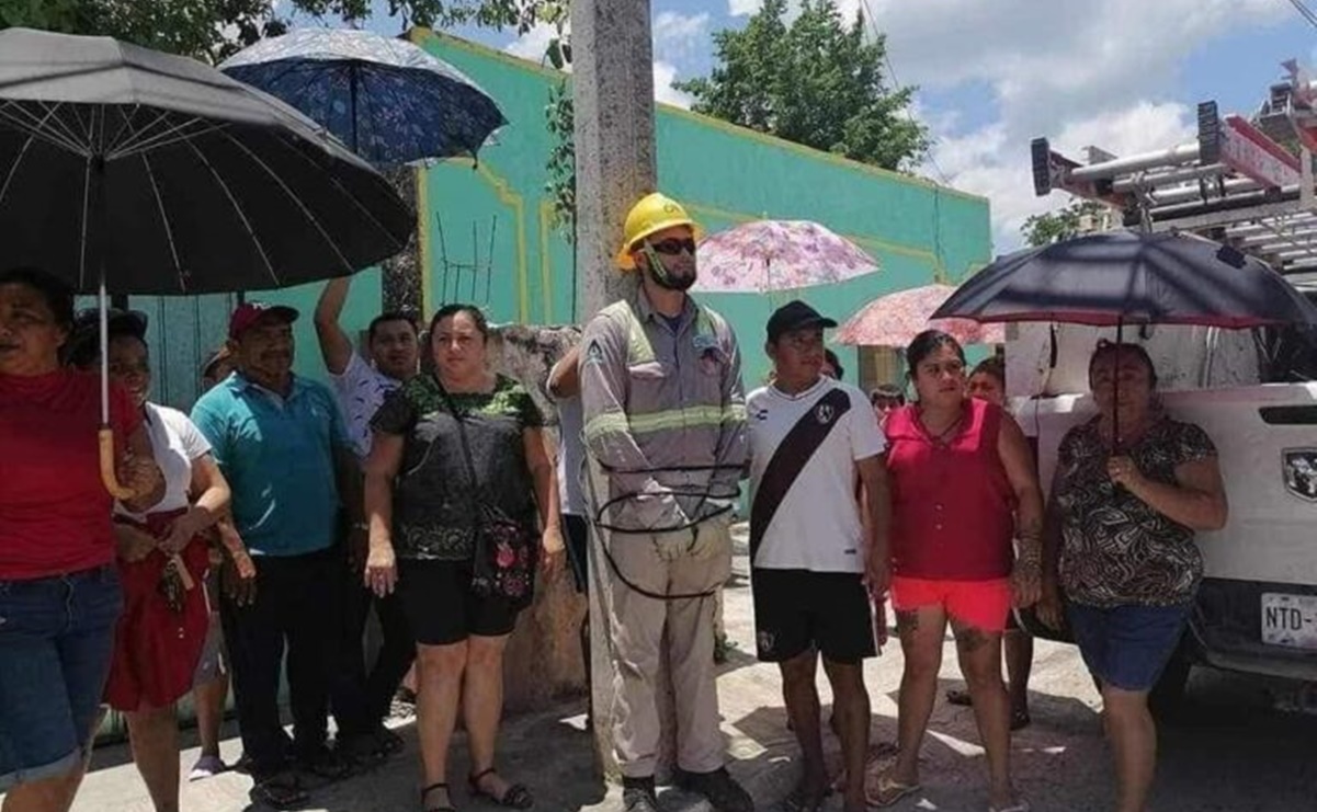 Suspenden a trabajador de la CFE por dejarse amarrar a un poste en Valladolid, Yucatán