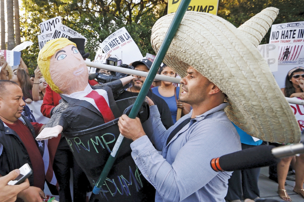 Latinos en EU crean frente 'antiTrump'