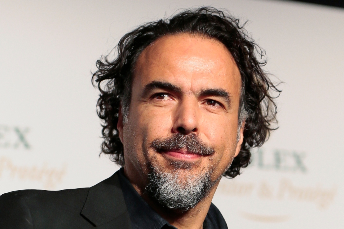 Alejandro González Iñárritu presume a su familia en alfombra roja de Venecia