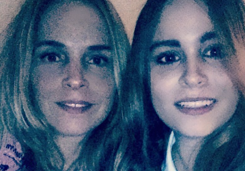 Camila West, hija de Amparín Serrano comparte desgarrador mensaje, pidiendo empatía para nieta de la diseñadora