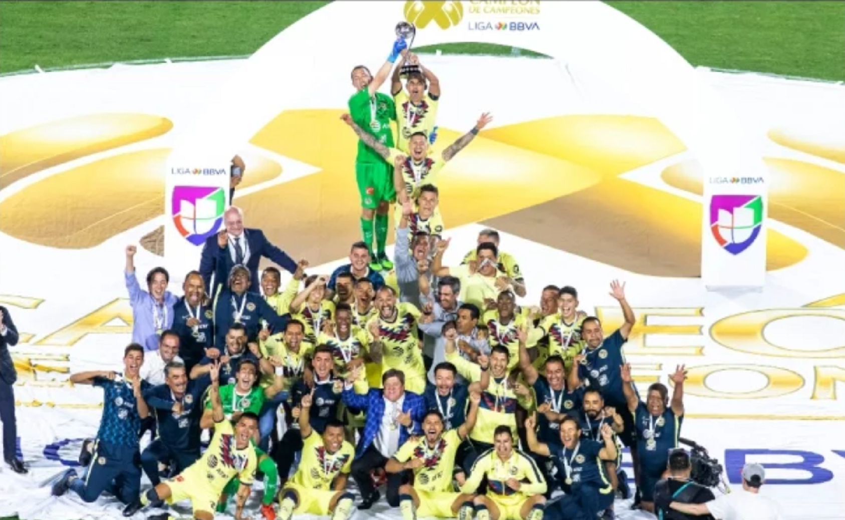 En penaltis, América gana el Campeón de Campeones