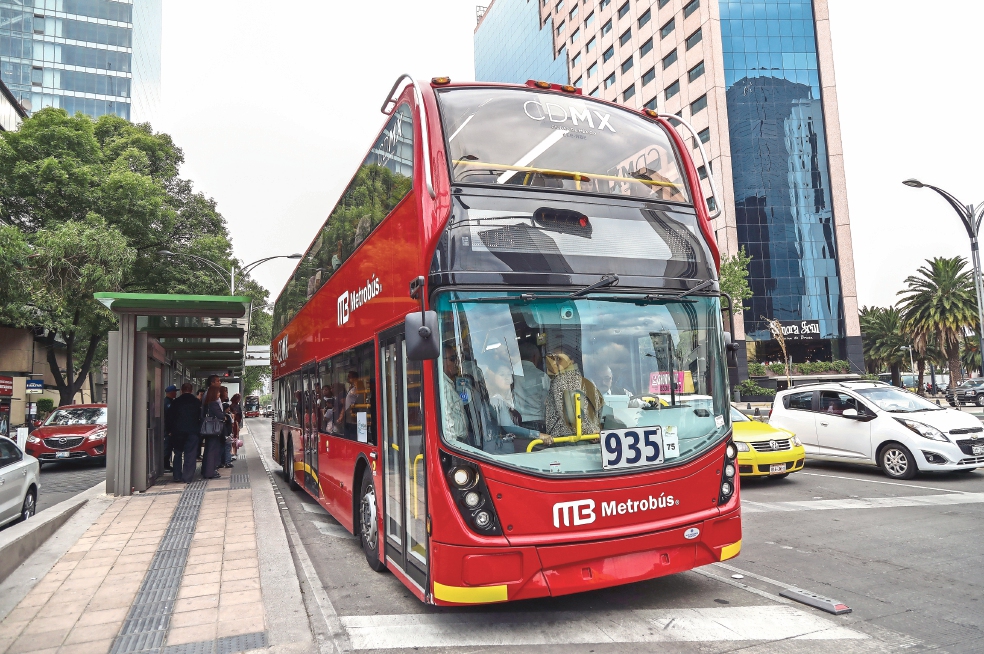 Sensibilizarán a conductores del Metrobús sobre ciclistas 