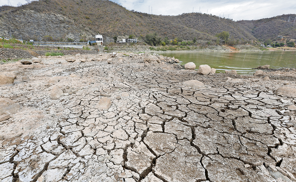Imparable, la sequía en la presa de Valle de Bravo