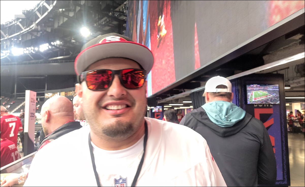 Aficionado mexicano de Michoacán pagó 11 mil dólares para ver el Super Bowl