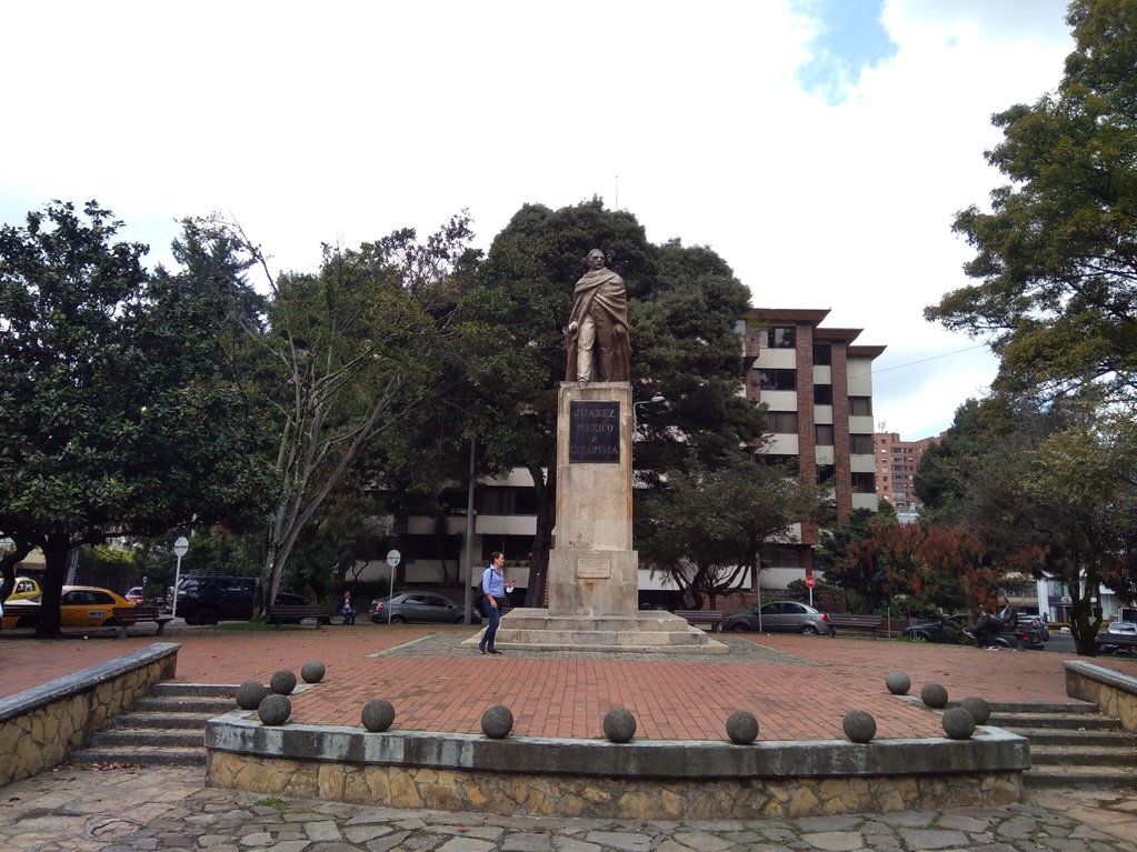 El parque de Bogotá que tiene una estatua de Benito Juárez
