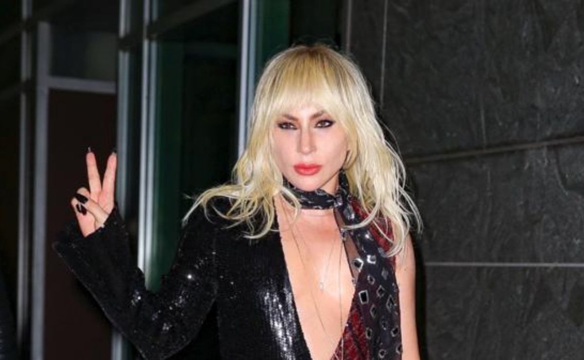 Lady Gaga deslumbra al usar el jumpsuit con escote más arriesgado en Nueva York