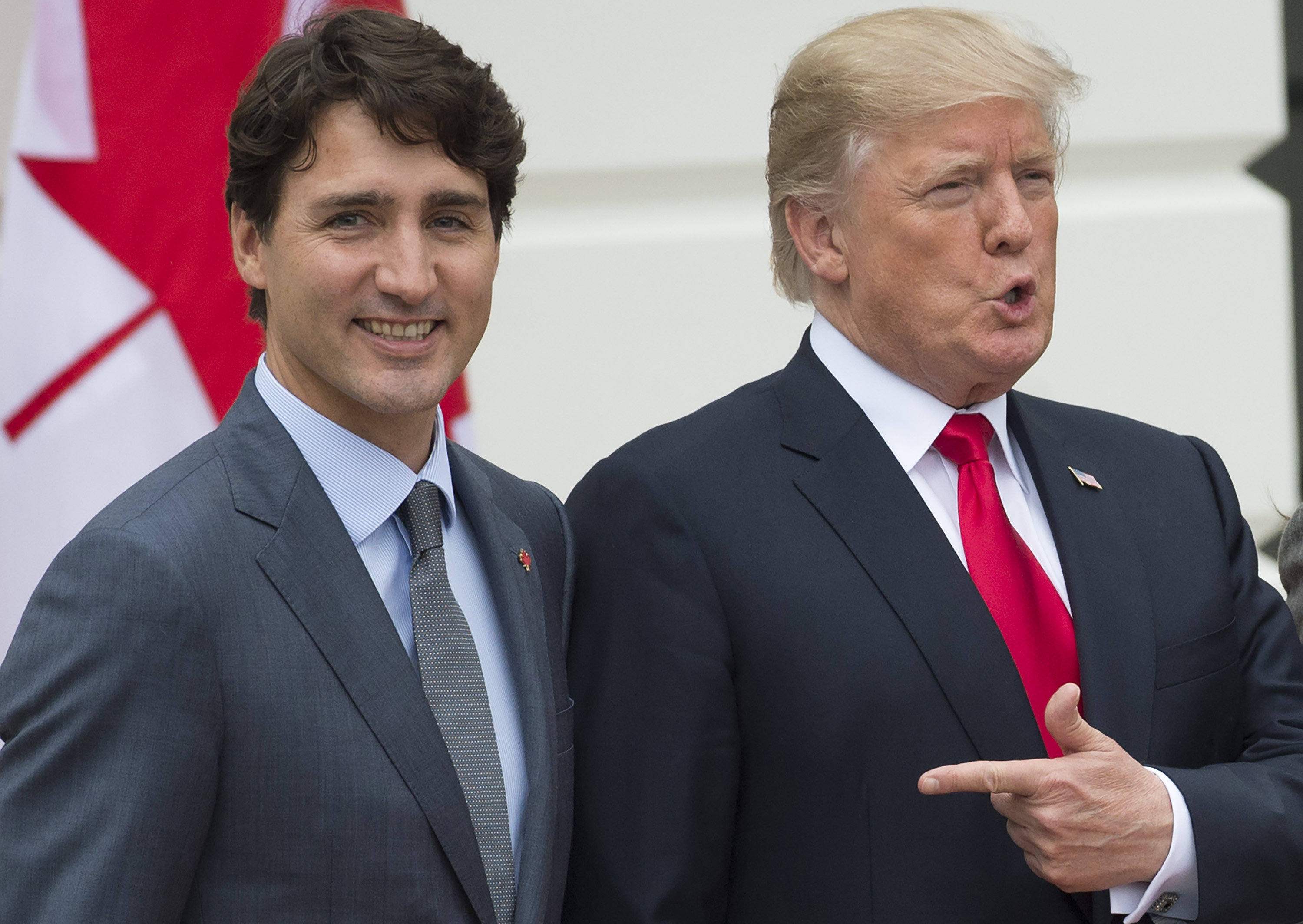 Trump admite que mintió a Trudeau sobre déficit comercial de EU con Canadá
