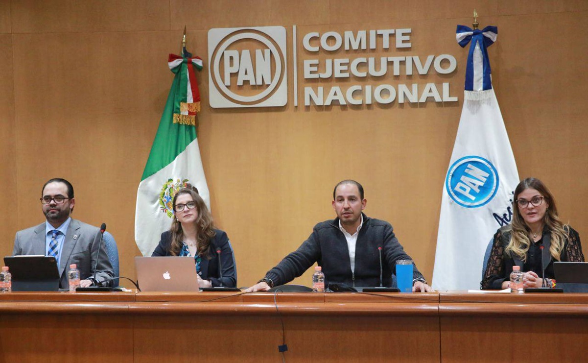 Marko Cortés pide a diputados del PAN presentar una "contrapropuesta eléctrica"