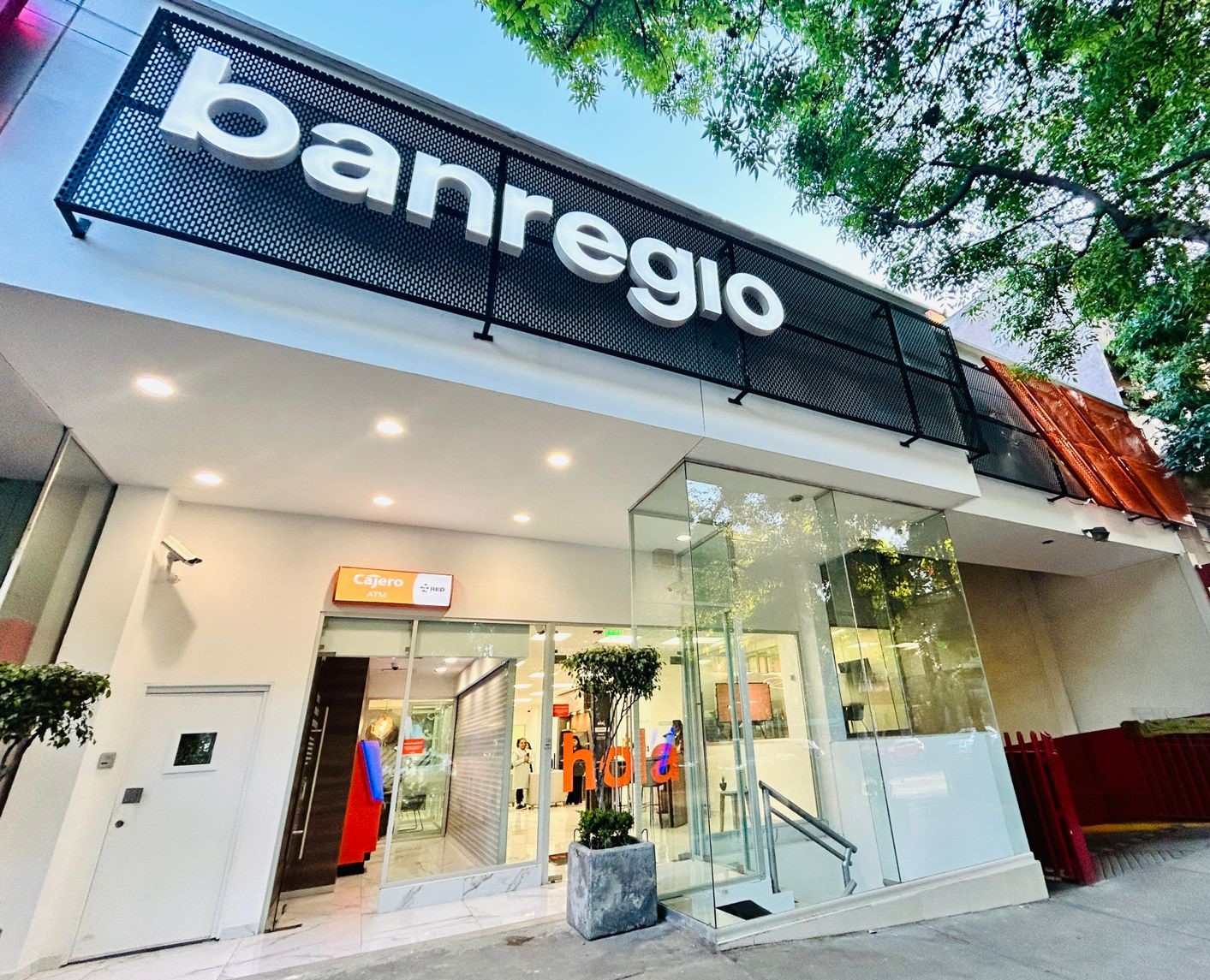 Banregio refuerza su presencia en CDMX