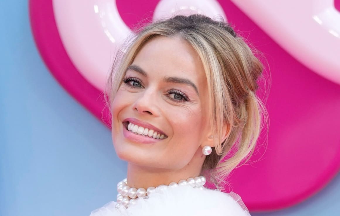 Barbiecore: 10 prendas que necesitas para dominar esta tendencia