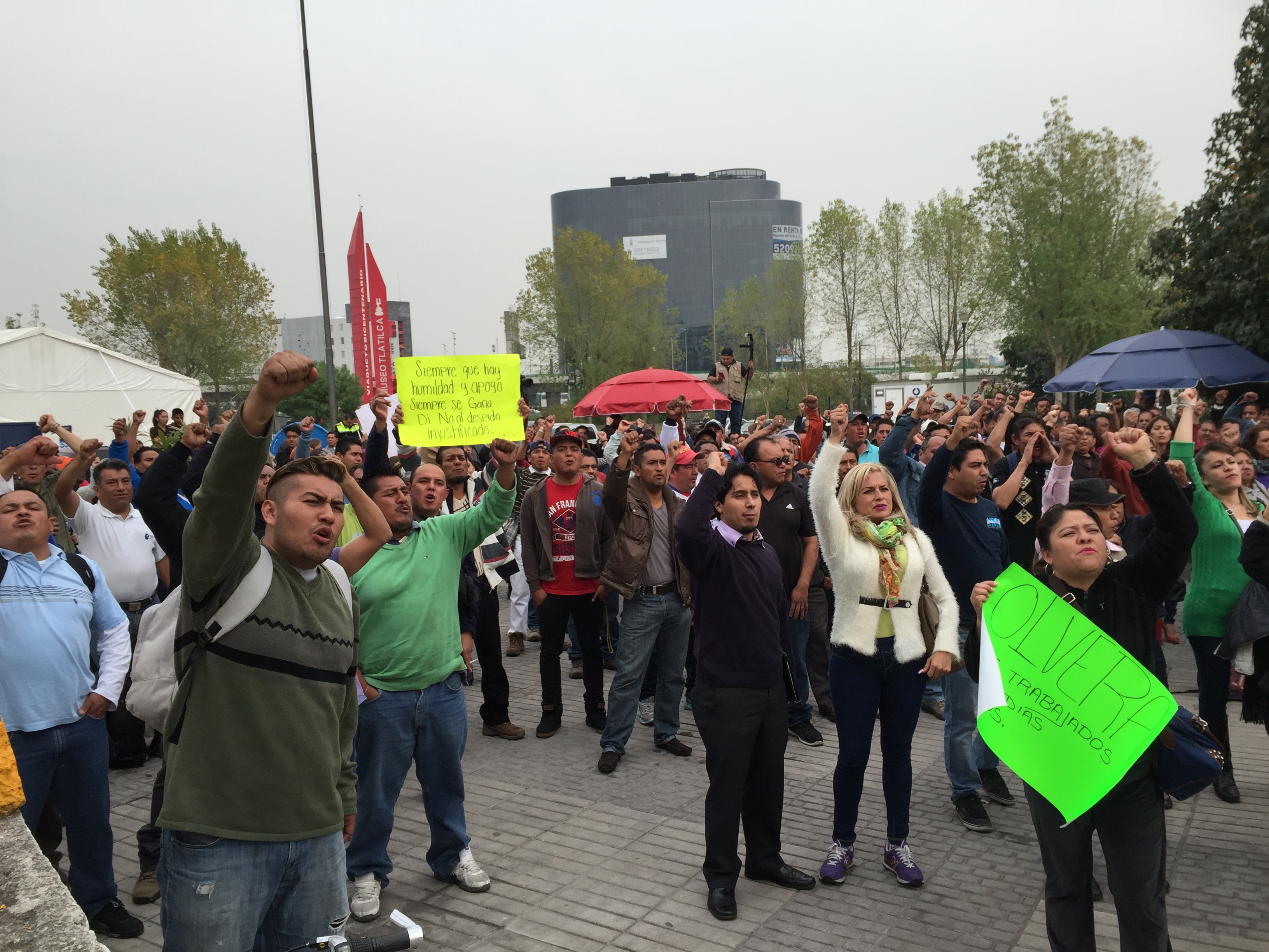 Naucalpan: Resguardan ayuntamiento por protesta de OAPAS