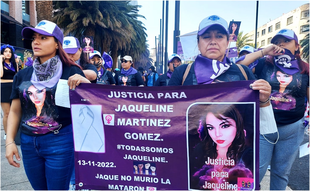 "Hoy grito por mi hija"; 3 madres de víctimas de feminicidio exigen justicia en la marcha del 8M