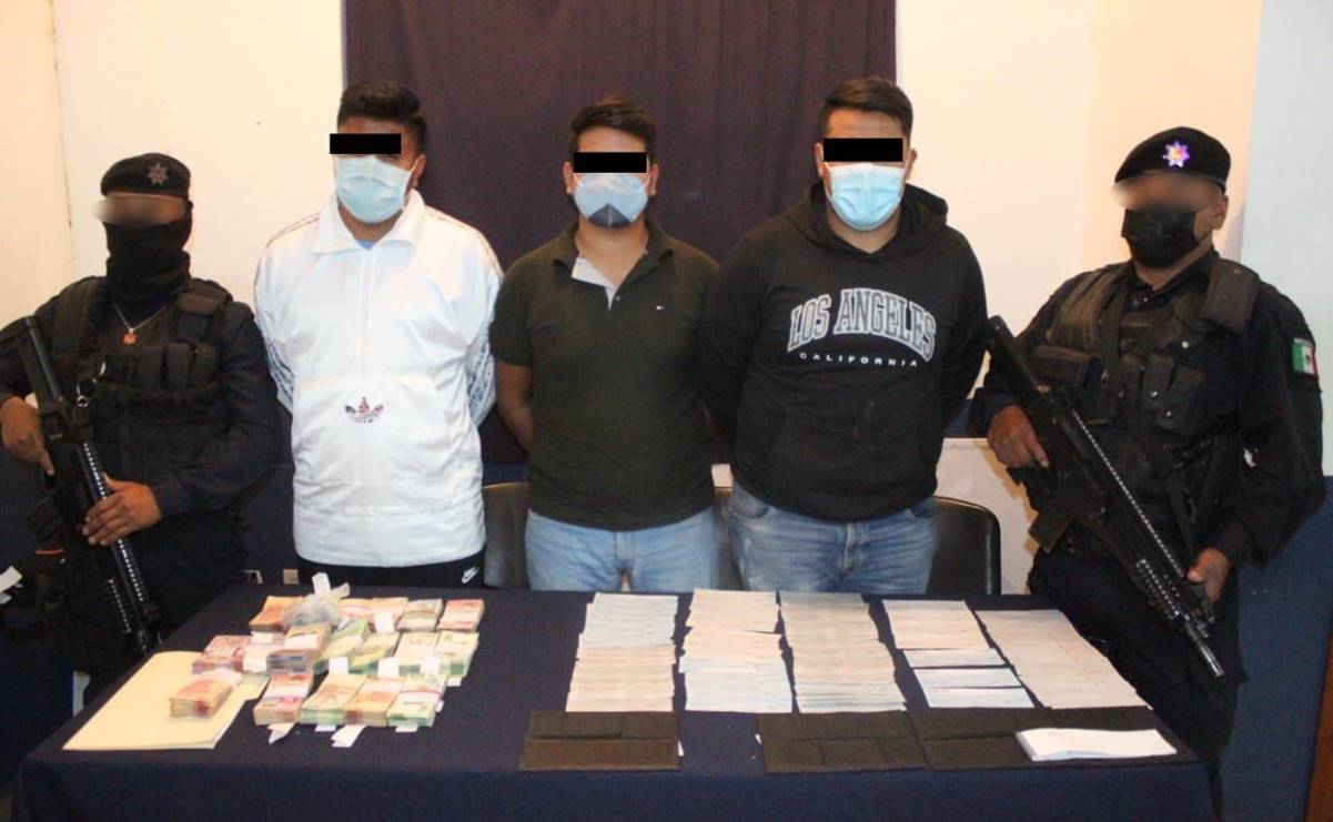 Detienen a 3 sujetos que transitaban por Oaxaca con 7 mdp sin acreditar su origen