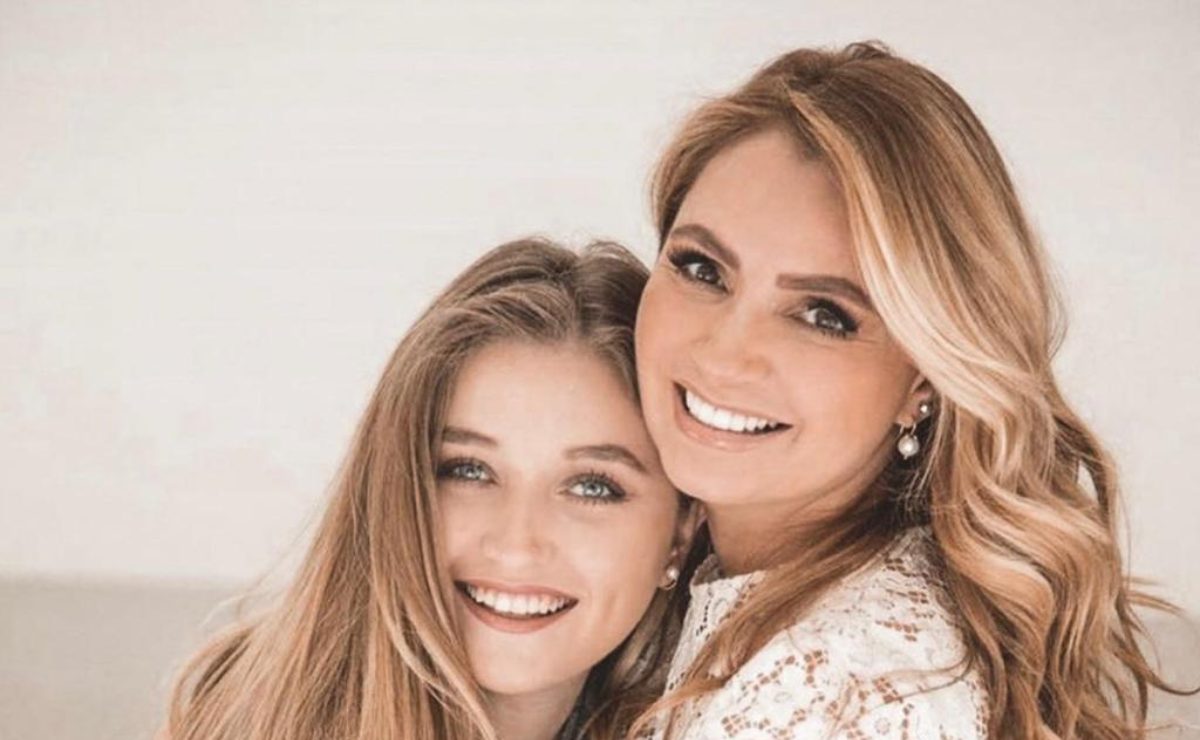 Angélica Rivera felicita a su hija Fernanda por su cumpleaños