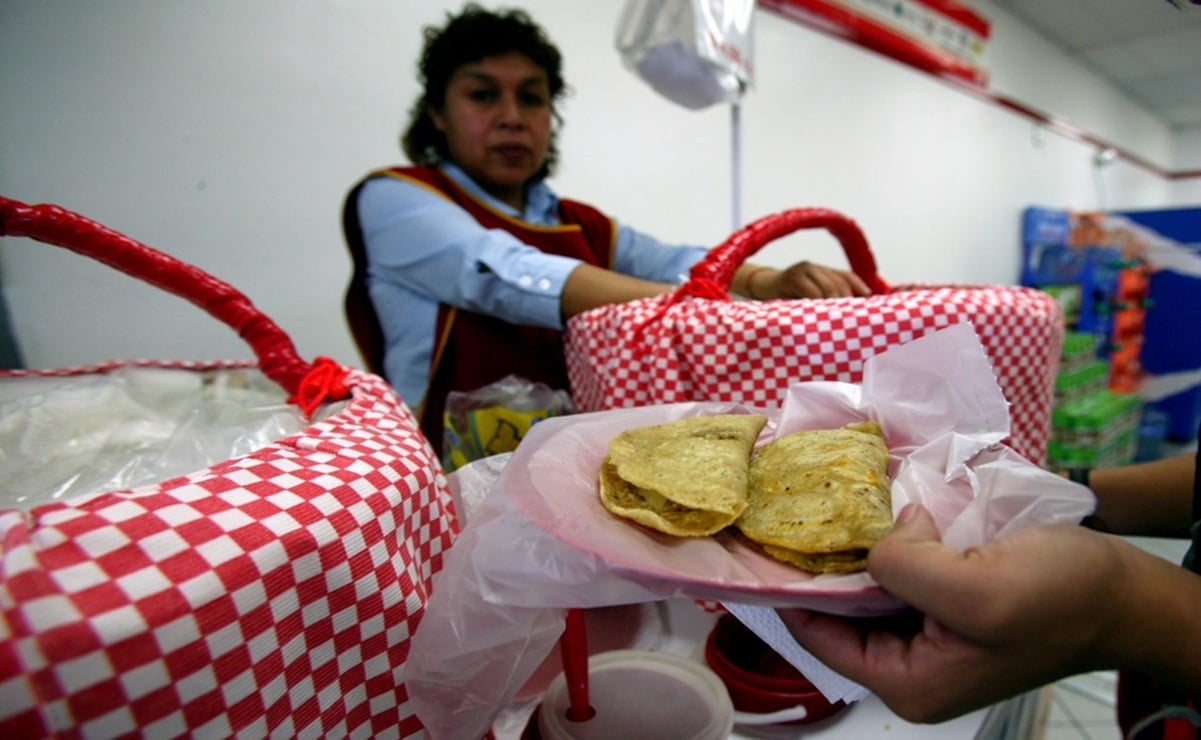 De papa o chicharrón, ¿de qué le pongo joven? Los mejores tacos de canasta de CU