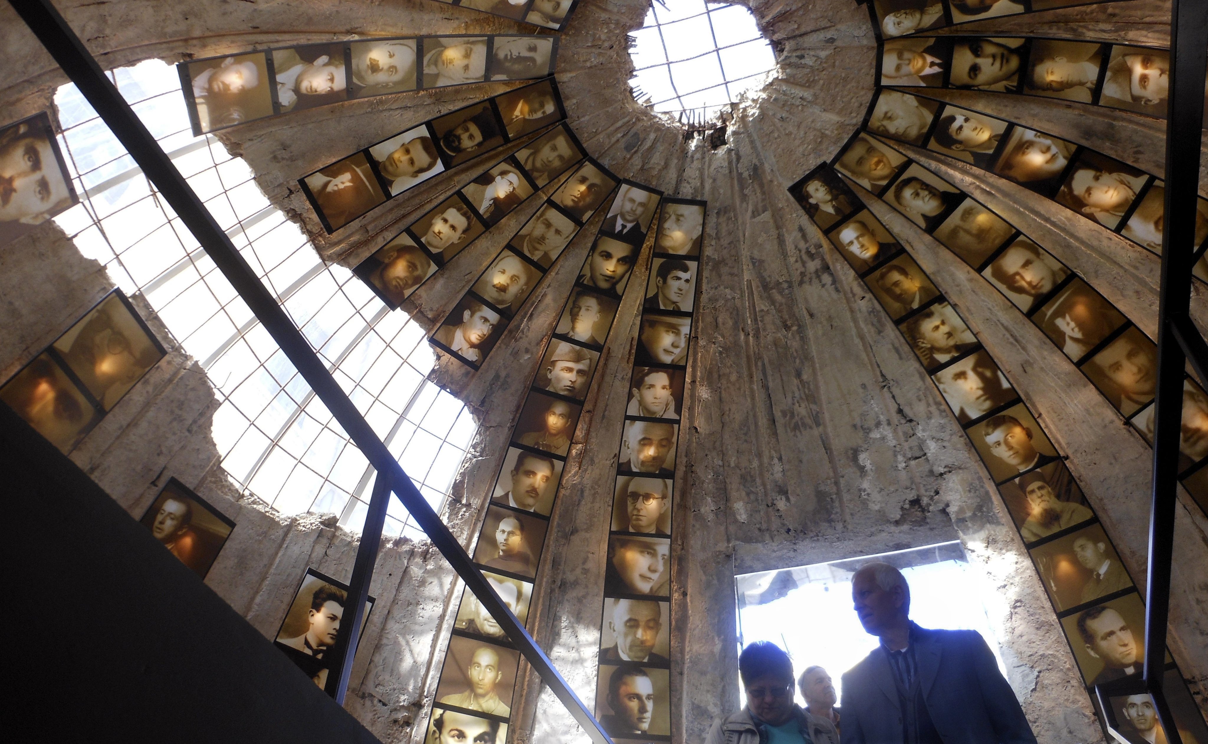 Convierten túnel antinuclear en museo de víctimas del comunismo