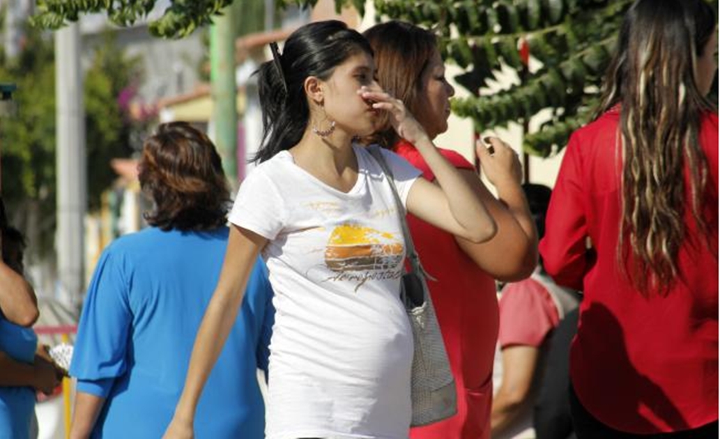 Embarazo adolescente en México bajó 1.4%: Ssa